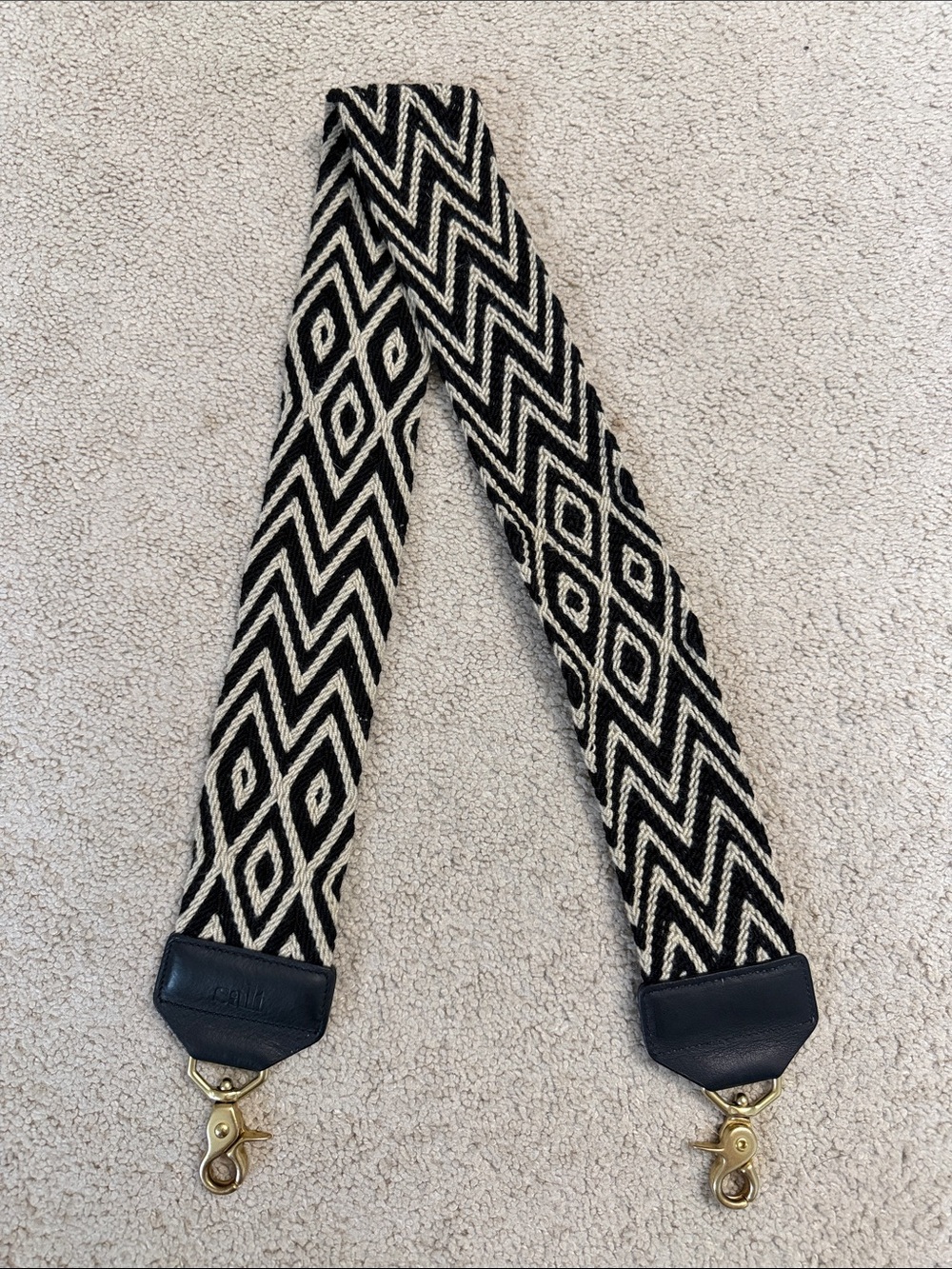 The classic salt crossbody strap